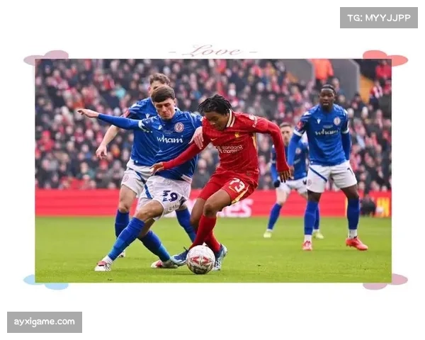 恩古莫哈两度突破闪耀 利物浦17岁新援小将展现过人天赋